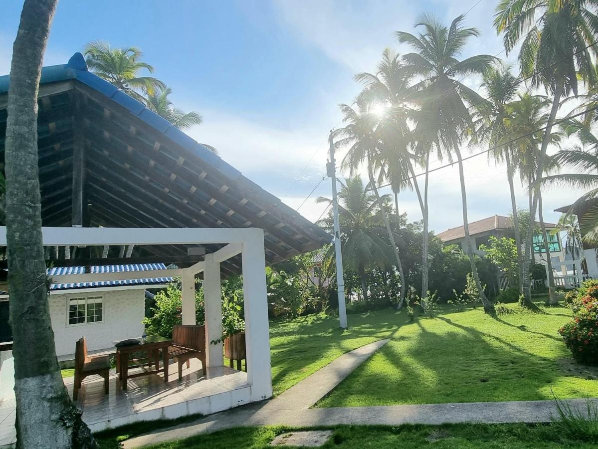Paradise Island Beach Hotel Isla Grande Esterno foto