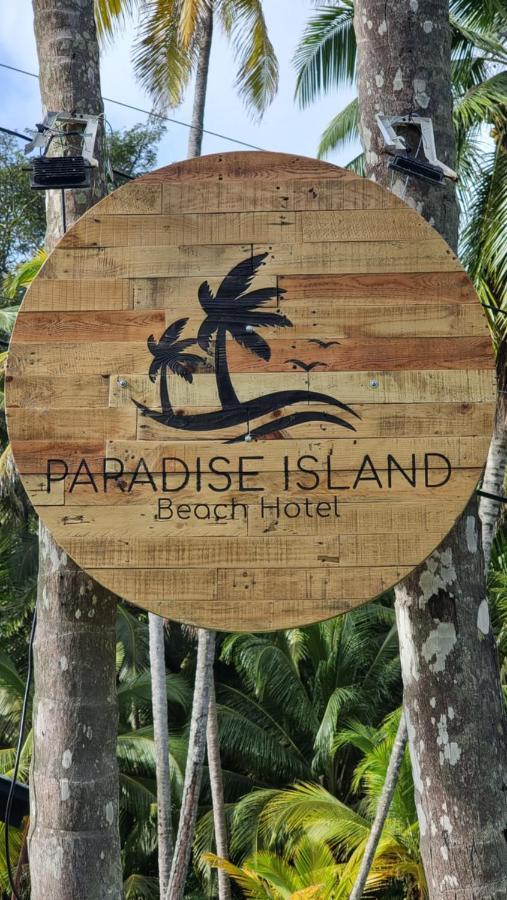 Paradise Island Beach Hotel Isla Grande Esterno foto