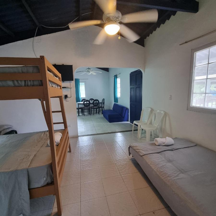 Paradise Island Beach Hotel Isla Grande Esterno foto
