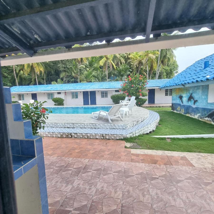 Paradise Island Beach Hotel Isla Grande Esterno foto